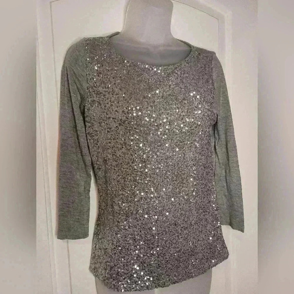 2/$30 Sparkling,Formal Grey Sequin JONES NEW YORK Burnout top (#682) - Picture 1 of 7